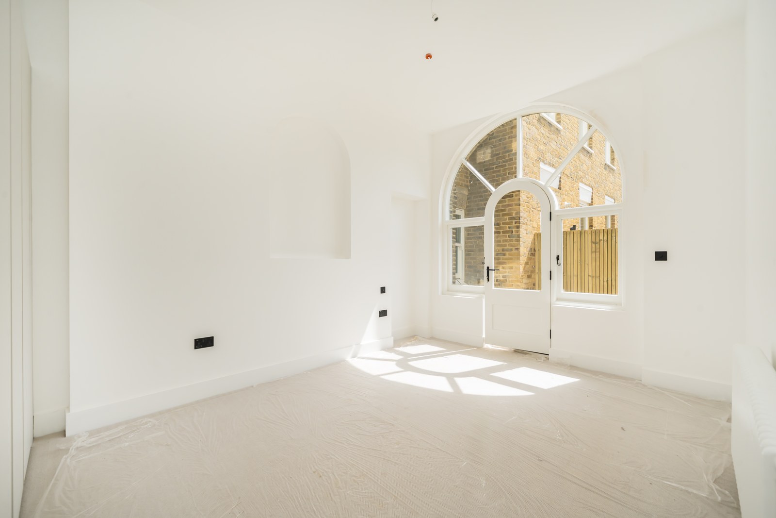 Flat 2, Thornton House, photograph 14